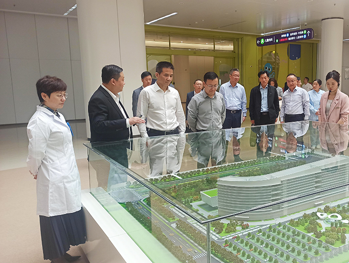 王琦赴安徽省儿童医院走访调研
